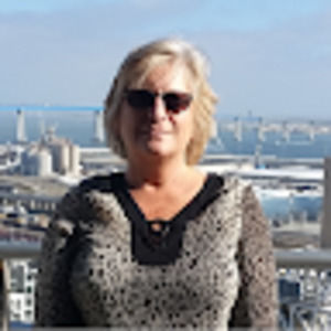 Meet your Posher, Denise